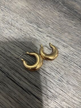 Target Gold Crescent Hoop Earrings - Shiny Gold